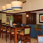 Hampton Inn And Suites Fredericksburg South 