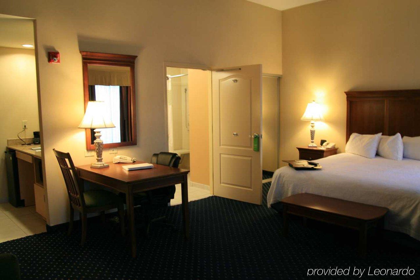Hotel Hampton And South